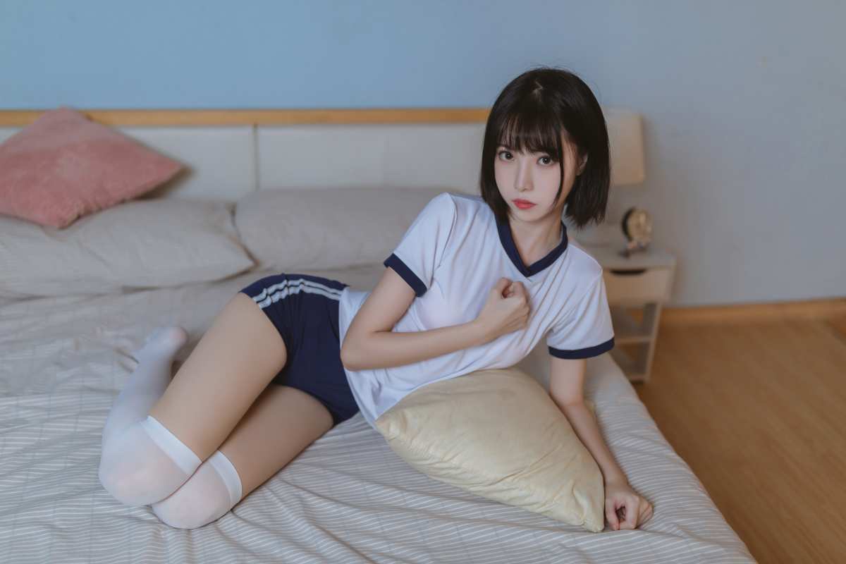 青春活力女生