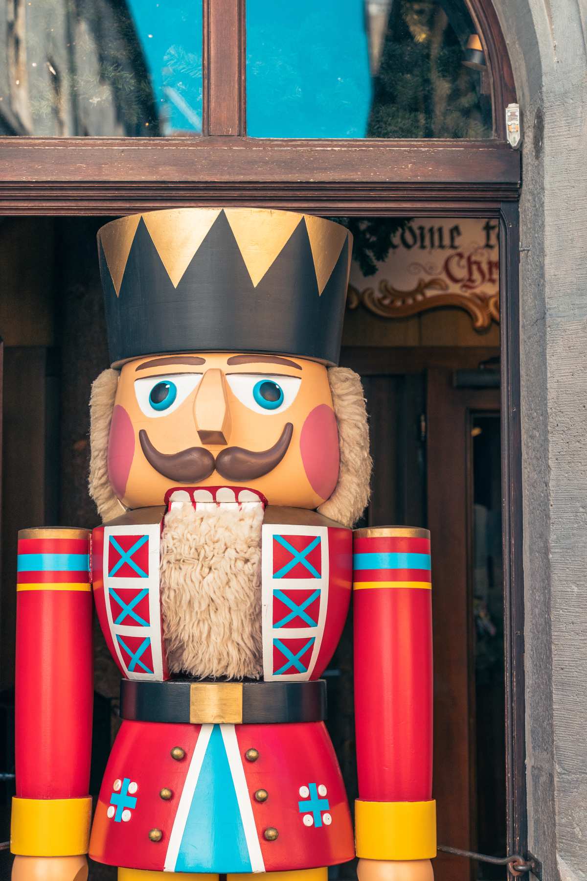nutcracker (tool) · Roth高清壁纸