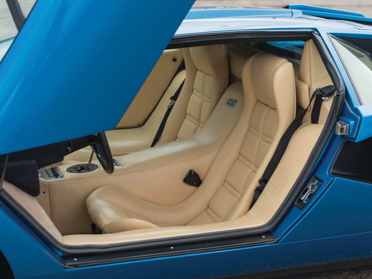 Lamborghini Countach · c高清壁纸